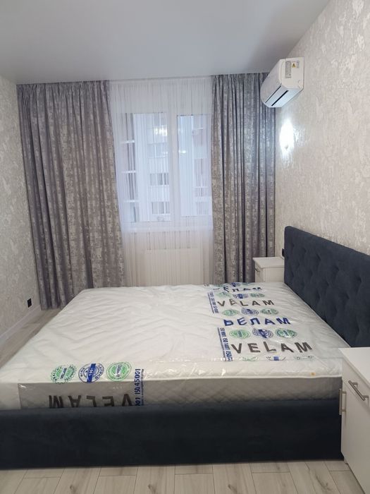 1-к квартира 37,7 м², ЖК «Вишневі сади», ремонт, техніка, переуступка
