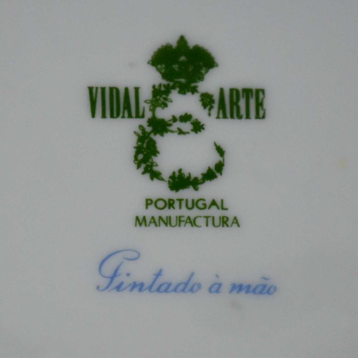 Cremeira grande com tampa em Porcelana Vidal Arte, pintada à mão
