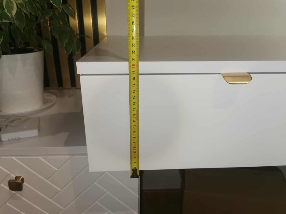 Biurko  wiszace białe