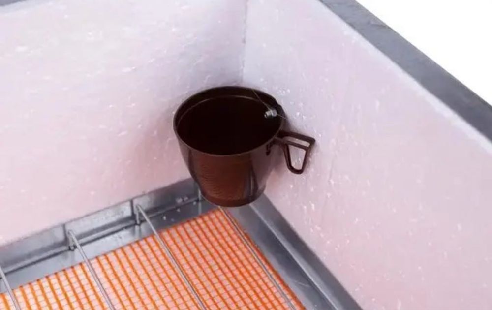 Інкубатор Квочка механічний Міні інкубатор Інкубатор для 100 яєць