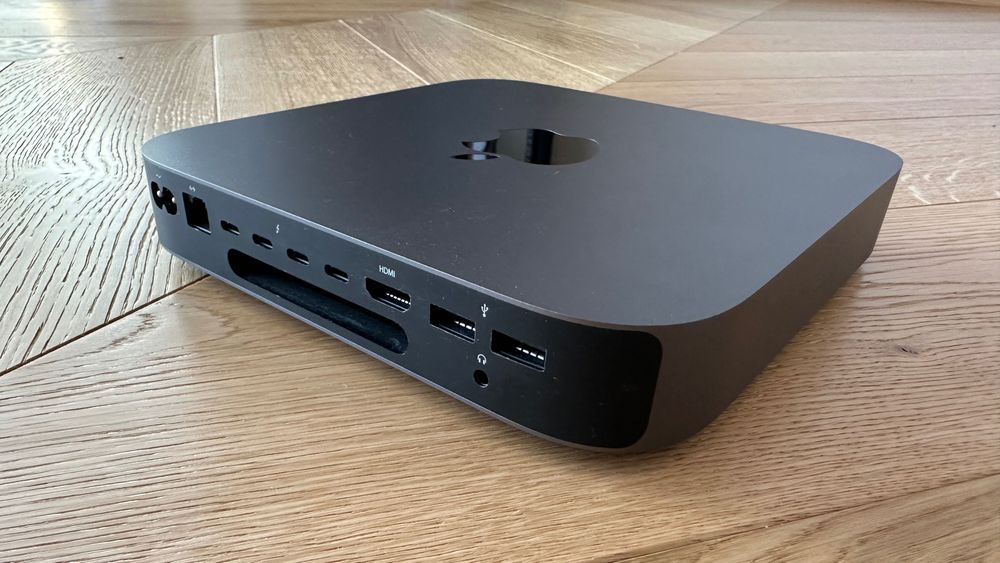 Apple Mac mini 2018, intel i7, 32GB RAM DDR4, 256GB SSD + uchwyt