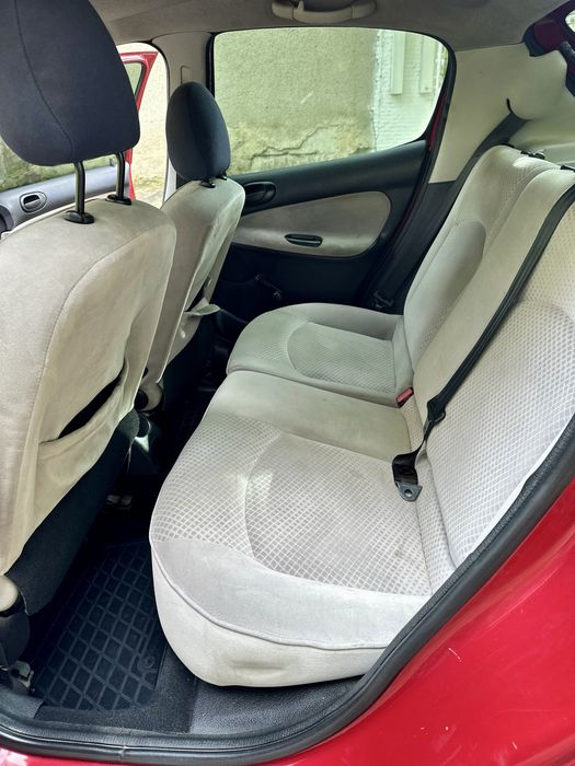 Продам Peugeot 206,АВТОМАТ,2006 рік.