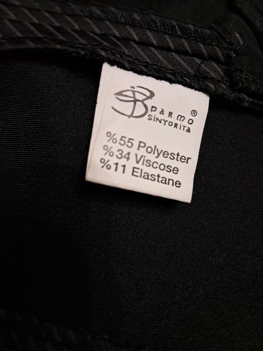 Продам очень красивый женский брючный костюм