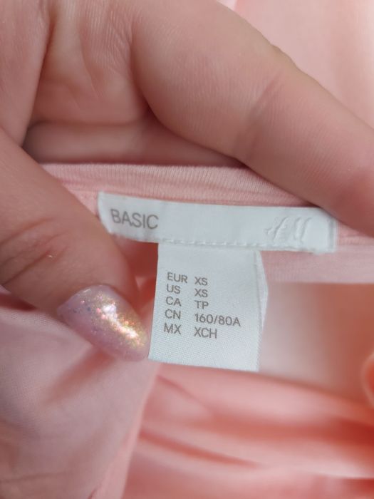 Brzoskwiniowy przewiewny top bokserka H&M Basic z dekoltem V , XS S