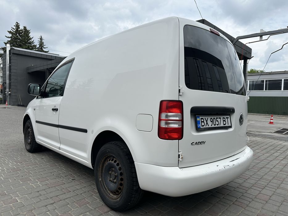 Продам Volkswagen Caddy 1.6