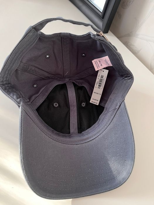Victoria's secret vsx baseball cap бейсболка жіноча сіра оригінал