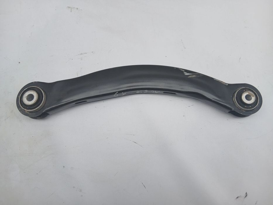 Braço de suspensão trás direito AUDI Q5 Sportback (FYT)