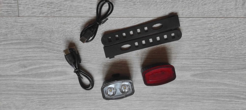 Велофара, велоліхтар, фара велосіпедна, габарит передній та задній.