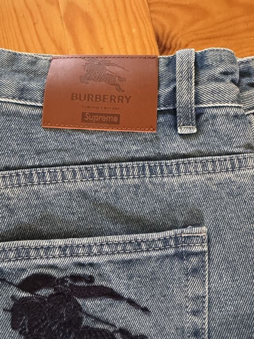 Calcas Burberry Supreme tamanho 38
