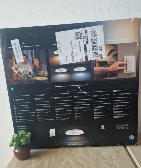 Стельовий світильник Philips Hue White Ambiancs Still