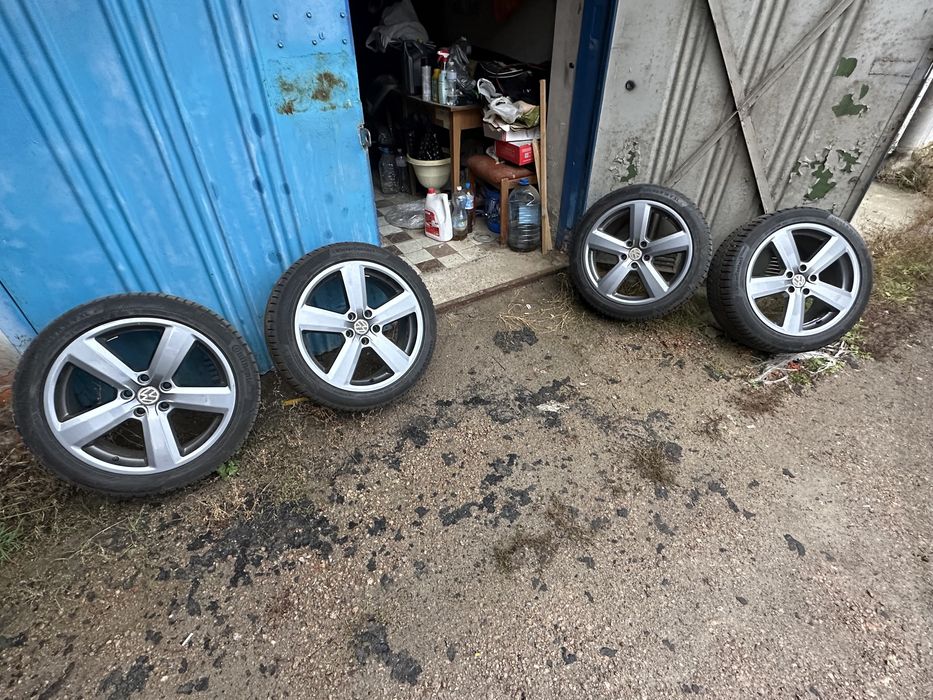 R18 5.112 Continental 235/45 R18