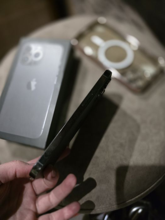 Iphone айфон 13pro 256gb