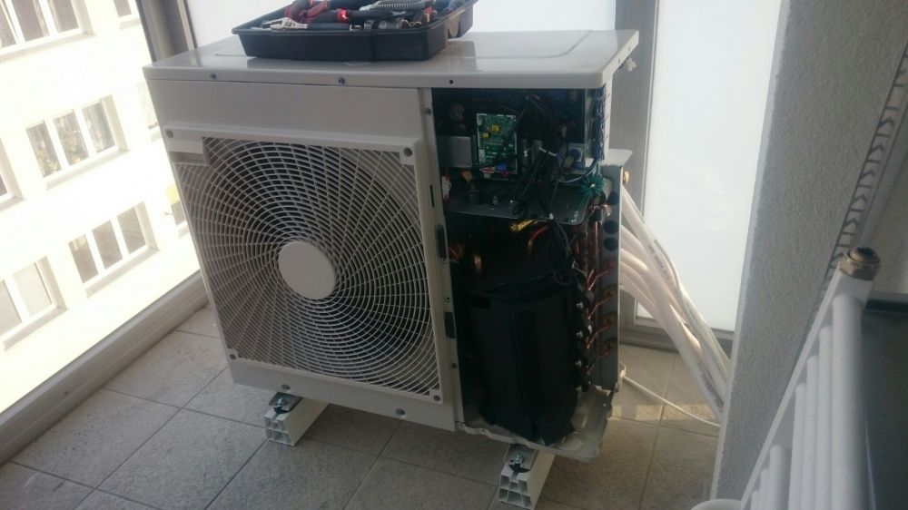 Klmatyzator AUX Q-Smart tani montaż klimatyzacji klimatyzacja  UV 5lat