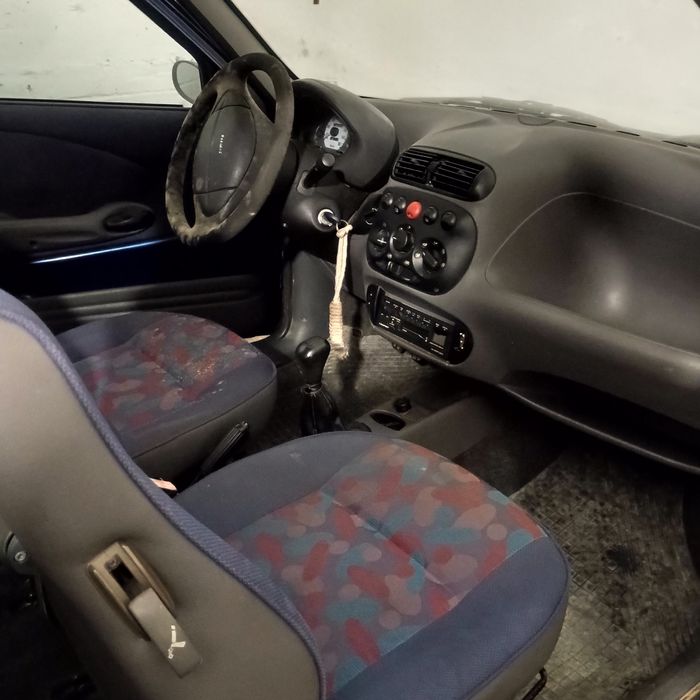 Fiat seicento para peças ou arranjo