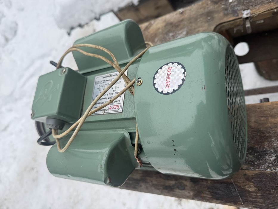 Електродвигун 4квт 220в