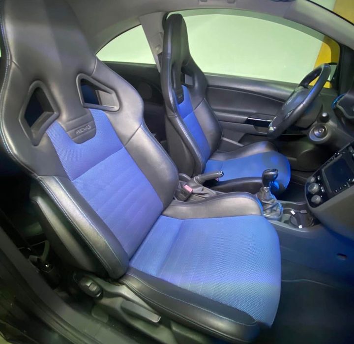 Opel corsa OPC 192cv