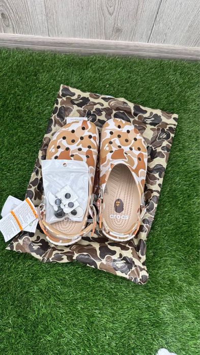 Bape crocks bej 39