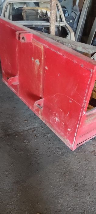 Gamela trator e abre regos
