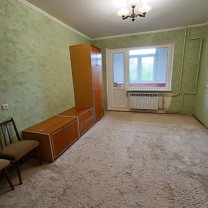 Продаж 1 к кв на Харківській