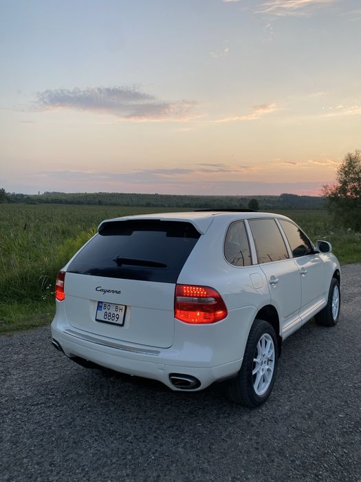 Продам Porshe Cayenne