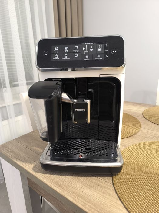 Ekspres Philips LatteGo 3200