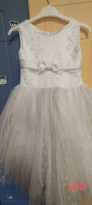 Плаття святкові , різні розміри