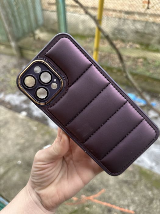 Чохол для iphone 12 pro max з перфорацією та стьобаним дизайном