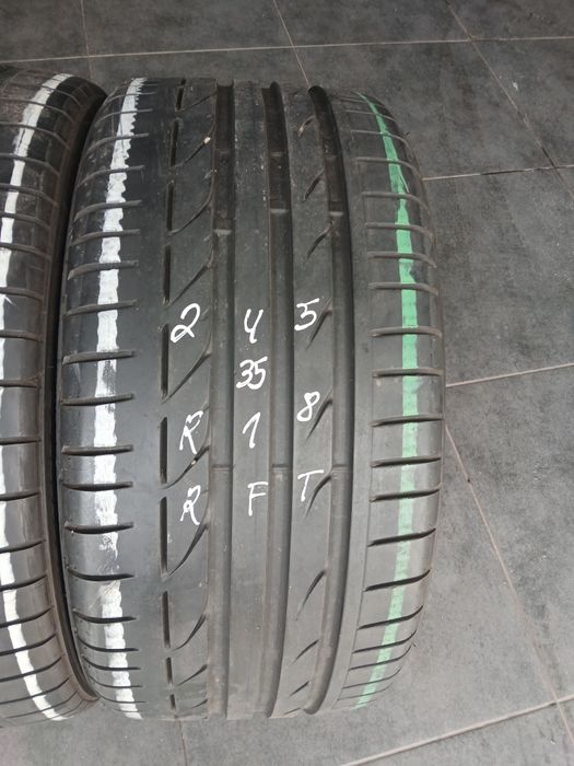2 pneus 245 35 r18 RFT Bridgestone