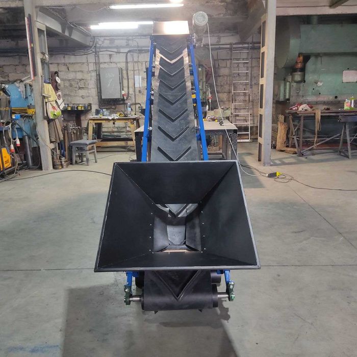 Ленточный конвейер, стрічковий транспортер для тирси, щепи ГСК-300*7