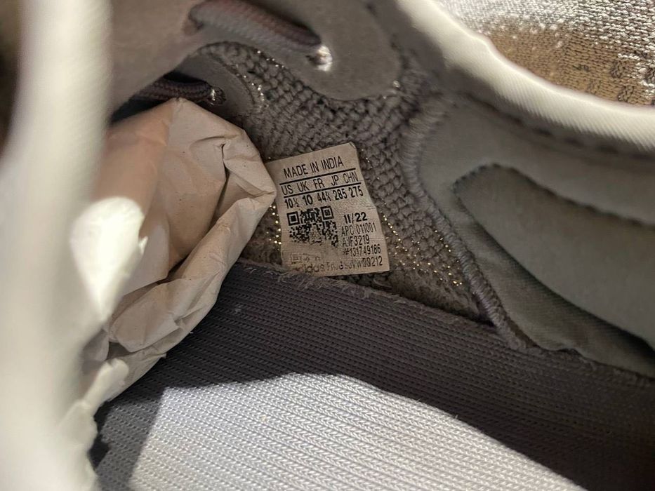adidas Yeezy boost 350 v2 steel grey 44 2/3 zebra white black carbon