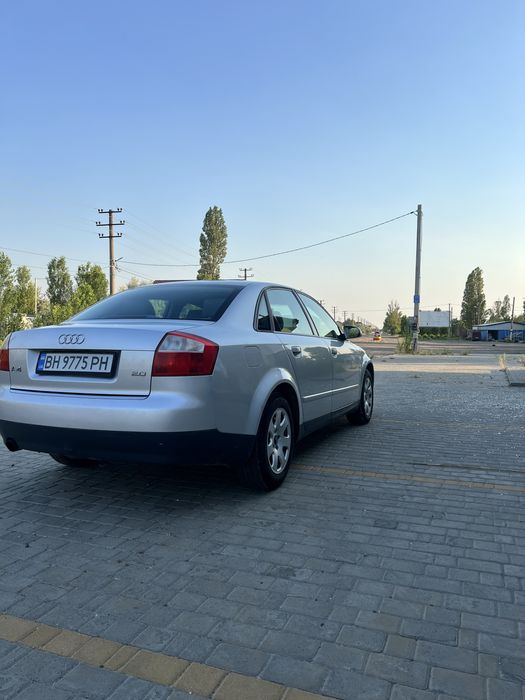 Продам ауди  A4 седан