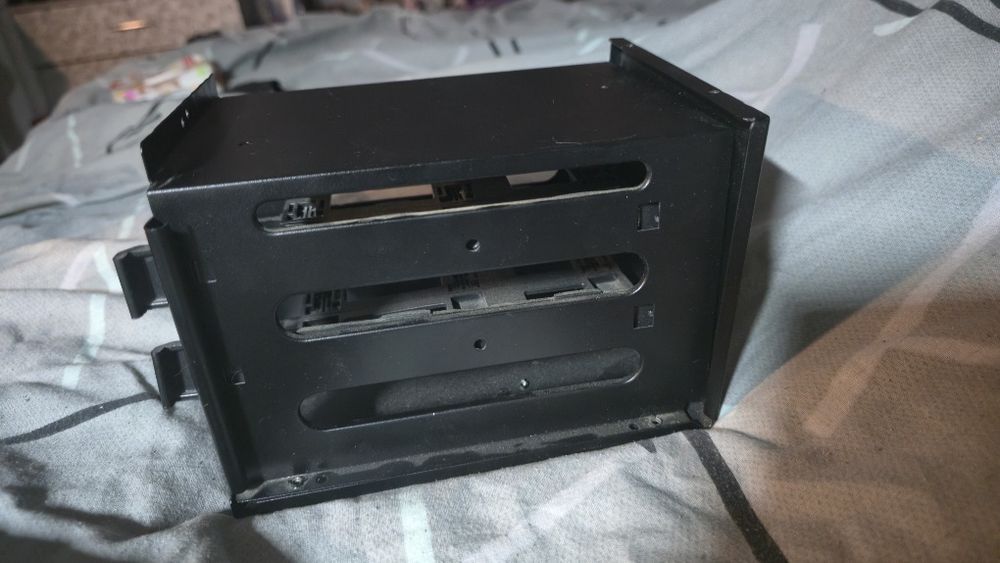 Кошик для жорстких дисків HDD/SSD