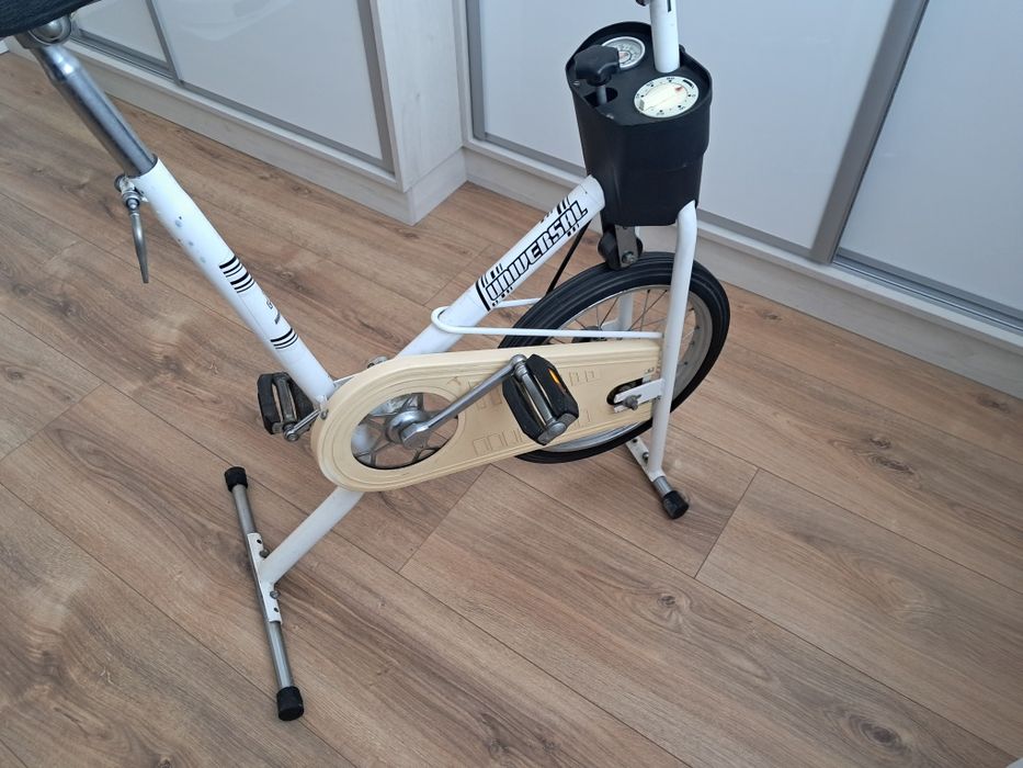 Rowerek stacjonarny Universal PRL
