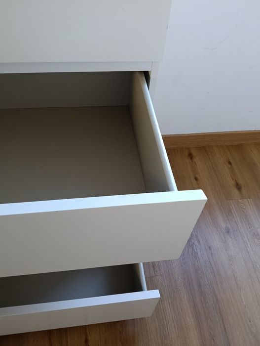 Cómoda MALM Ikea
