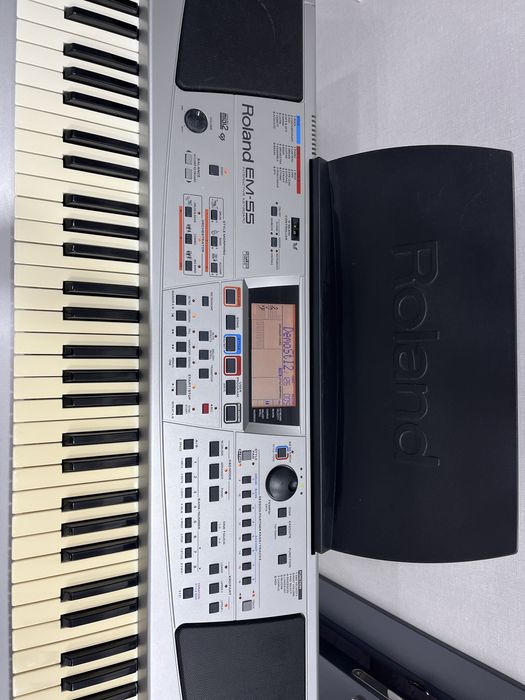 Аранжировщик - Синтезатор Roland EM-55 / Интерактивная клавиатура