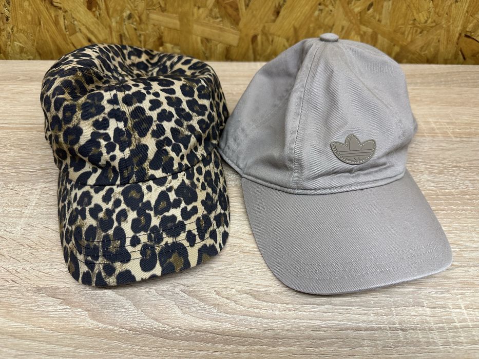 Жіноча кепка bershka, adidas