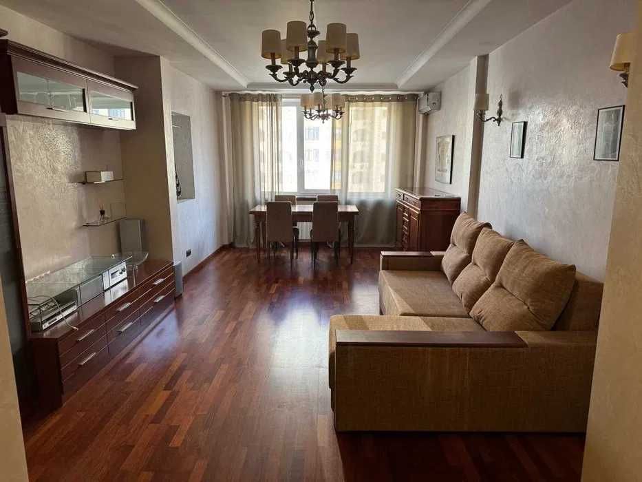Оренда 3 кімнатної квартири ул. Вячеслава Черновола 20 Голосіївський район