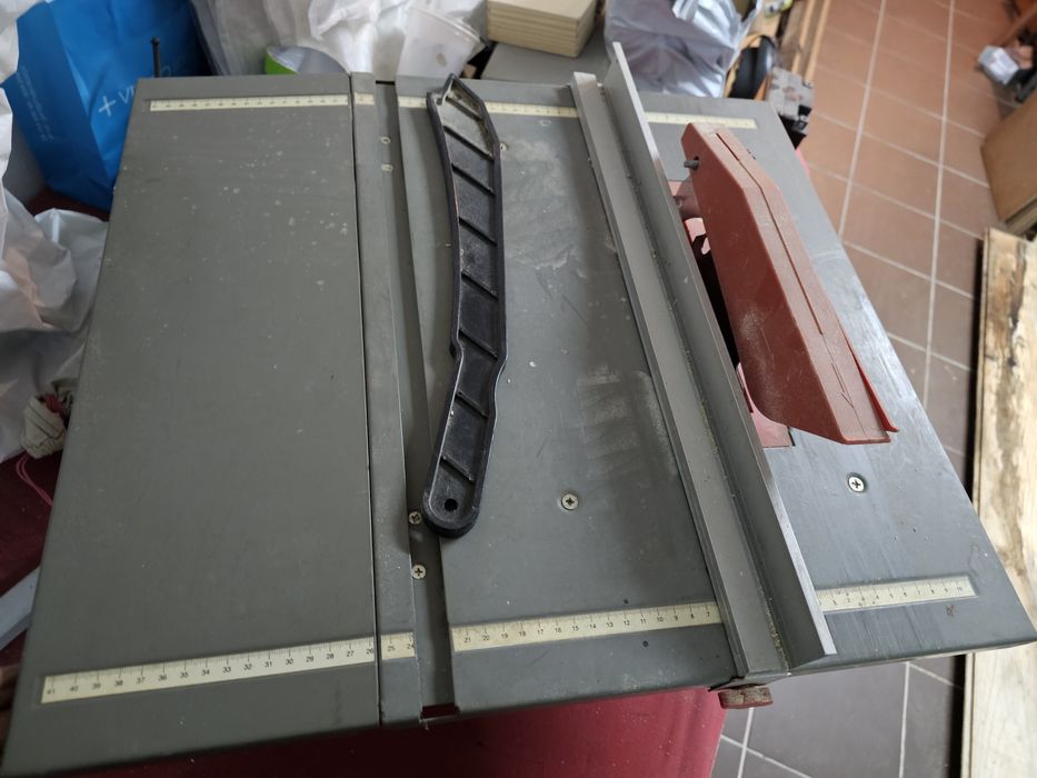 Serra circular de mesa