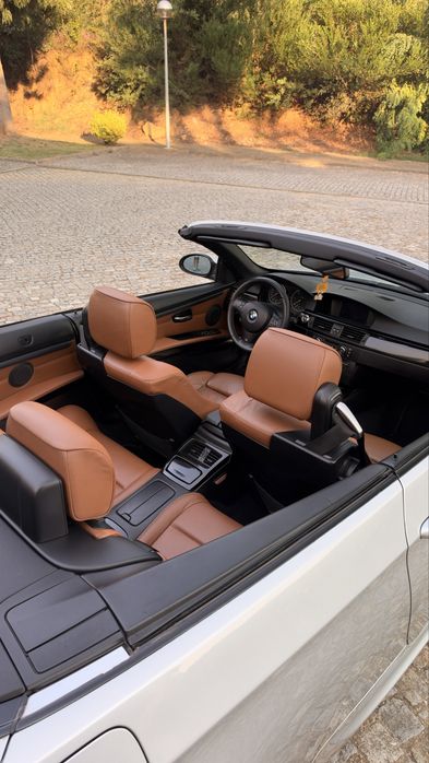 BMW E93 320d Cabrio Pack M