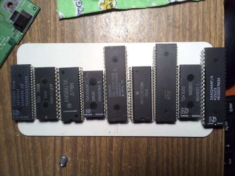 Мікросхеми  кінескопних ТВ