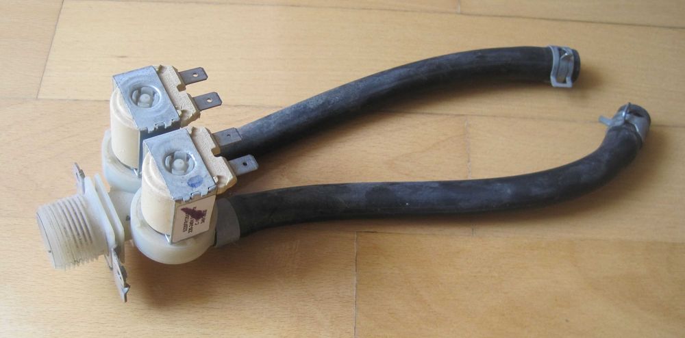 Запчастини LG клапан, рівень, замок.