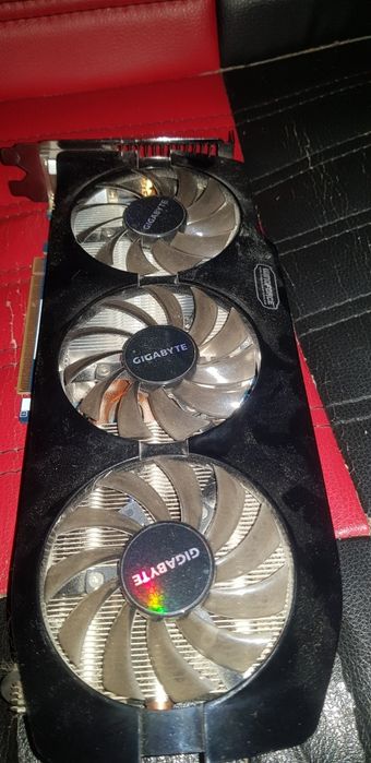 Не рабчая! PCI E Видокарта Gigabyte GTX660 3Gb