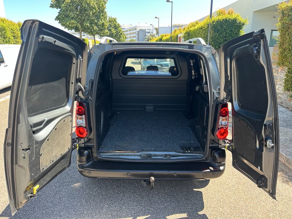 Citroën Berlingo 1.6 HDi 90cv Automática | 2014