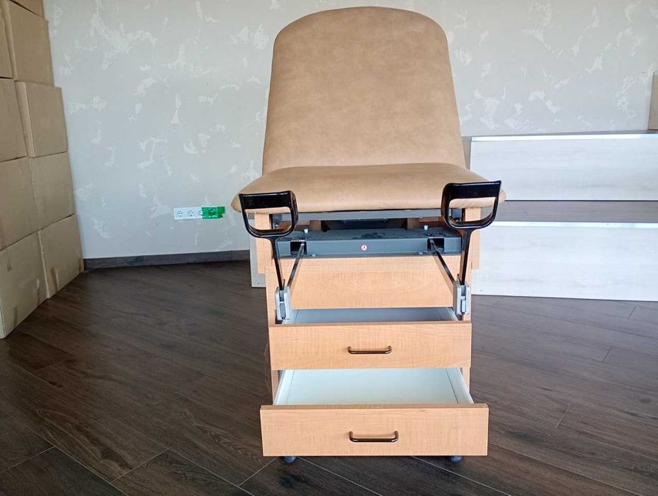 Гінекологічне оглядове крісло з США (з тумбой і ящиками)