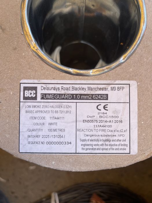 Кабель ввг 3х2,5 та 3х1,5 англійський