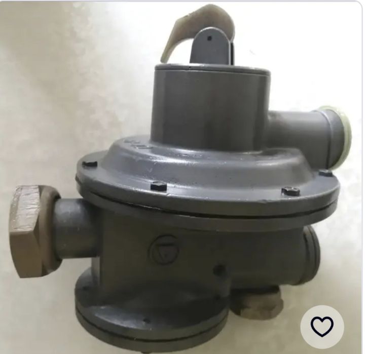 Регулятор газу РДГС 10