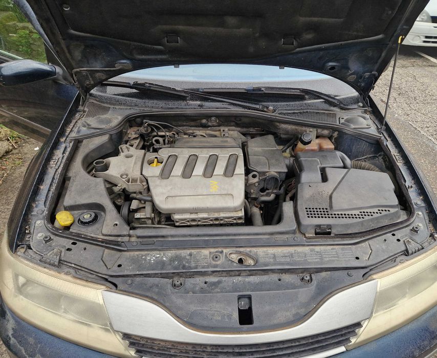 Renault Laguna gasolina 2001