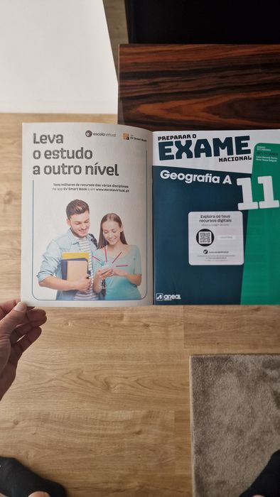 Livro de exames geografia do 11 ano