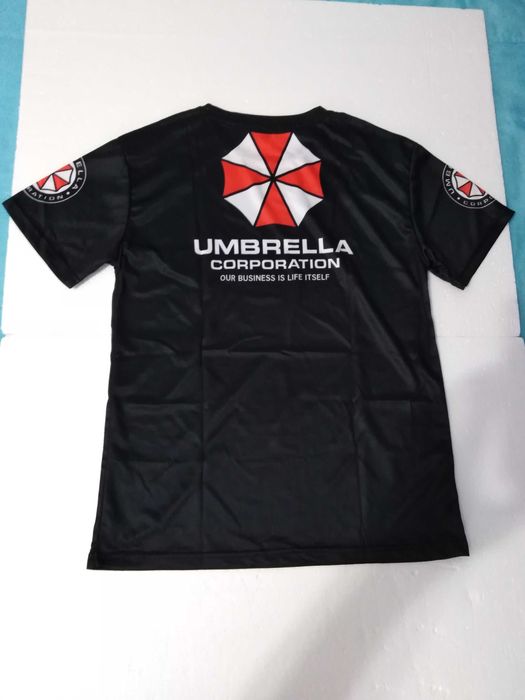 T-Shirt Umbrella Corporation (Our Business Is Life Itself) M