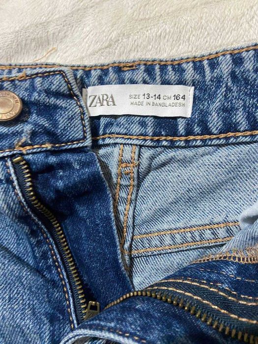 Джинсы ZARA укороченные
